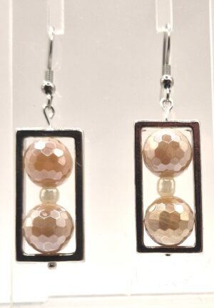 E 36 - Peach Moonstone