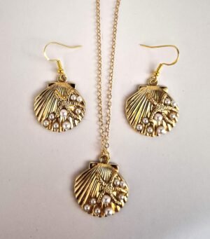 SSG 7 - Authentic Shell Earrings and Necklace